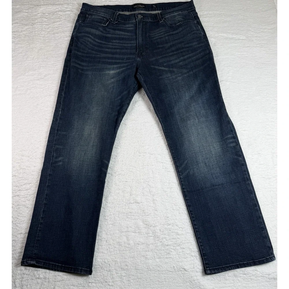 Lucky Brand 223 Straight Men's Blue Denim Jeans Size 38x30 Pants Stretch